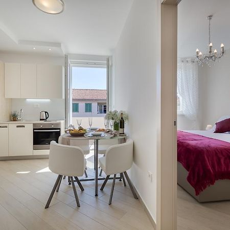 Central Boutique Apartments With Balconies, In Walking Distance To The Sea Zadar Dış mekan fotoğraf